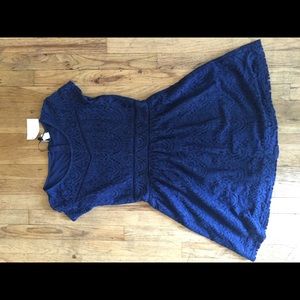 Lace-pattern Navy Blue Dress with cutout